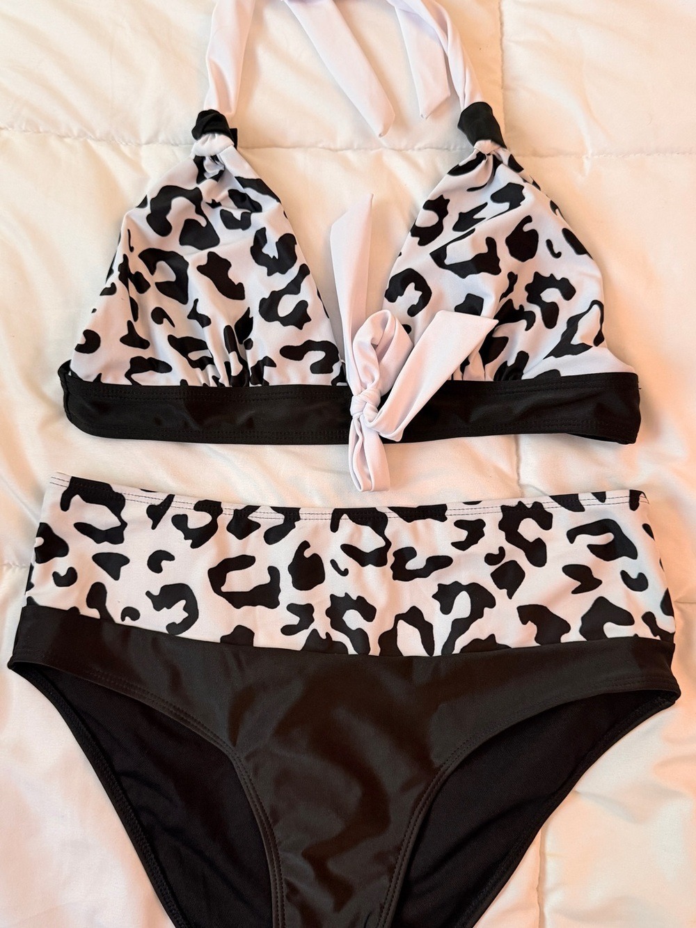 NWOT Black & White Leopard Print Bikini Set